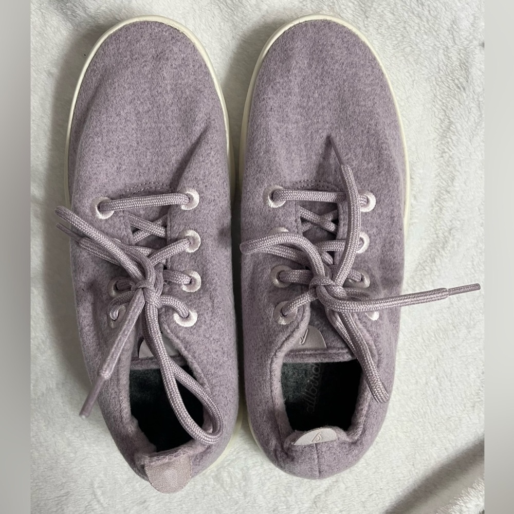 Allbirds women’s size 9 Tree Runners liliac purple wool sneakers